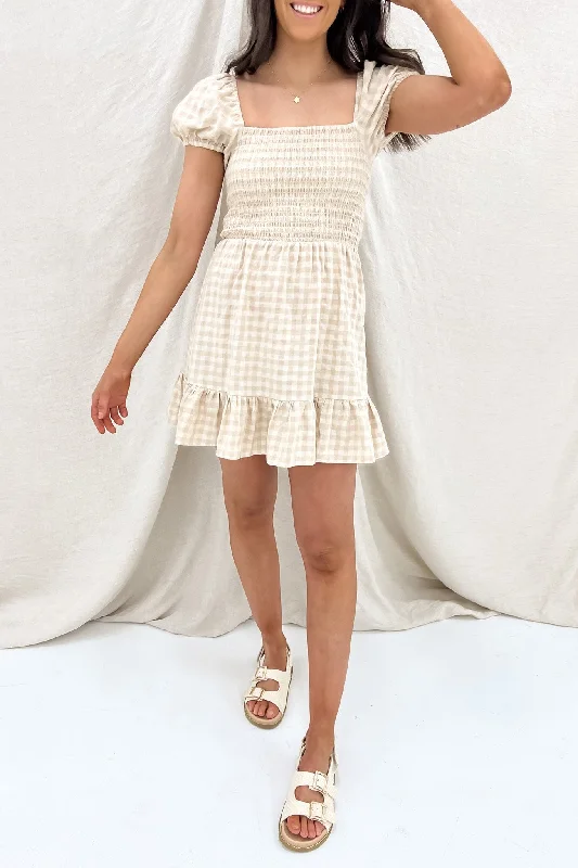 Gerogette Shirred Dress Oatmeal