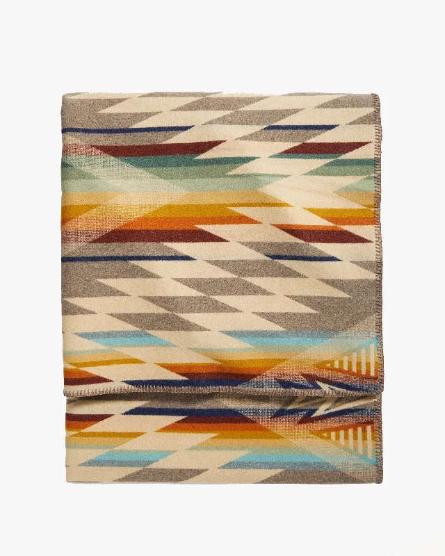 Pendleton Jacquard Unnapped Robe Wool Blanket - Summerland