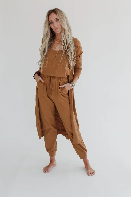 3bn-set-to-go-textured-jumpsuit-and-cardigan-set-camel