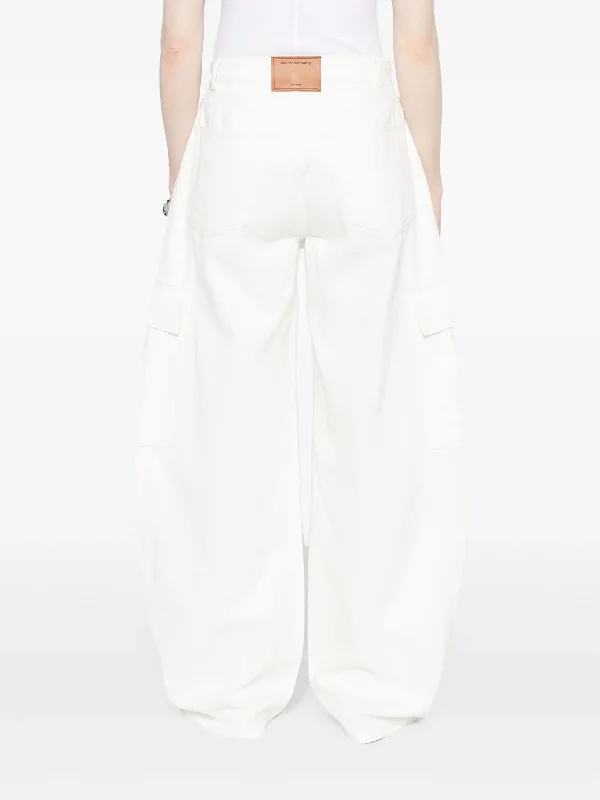 alexander-wang-oversized-rounded-low-rise-jeans-jeans-600049251wht