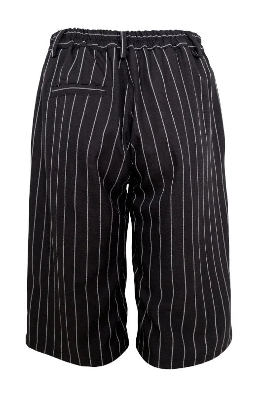 black-colour-bcchicago-shorts-black-stripe