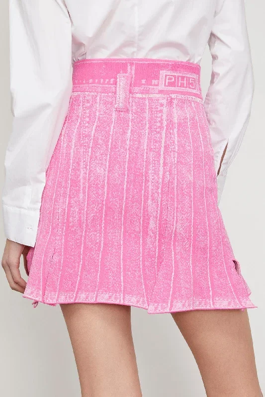 dahlia-denim-print-carwash-skirt-in-barbie-pink