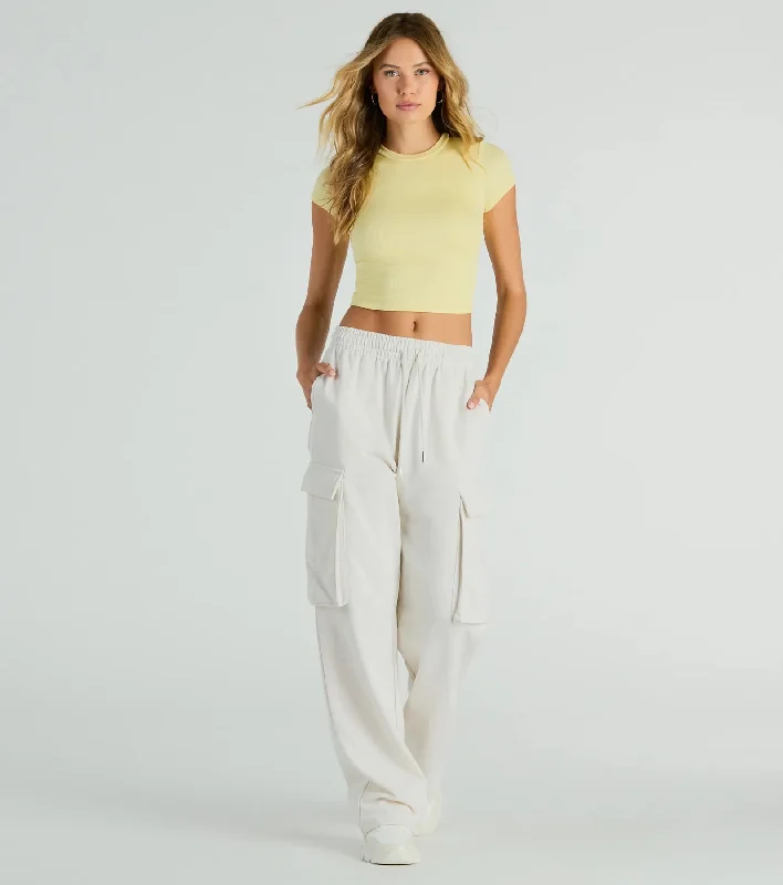 effortless-style-short-sleeve-ribbed-knit-crop-top-060021856063