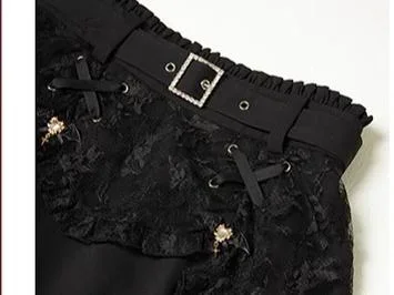 jirai-kei-rhinestone-belt-black-lace-double-layers-skirt