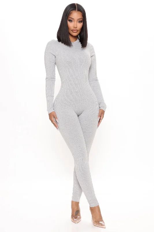 maribel-jane-snatched-ribbed-jumpsuit-heather-grey