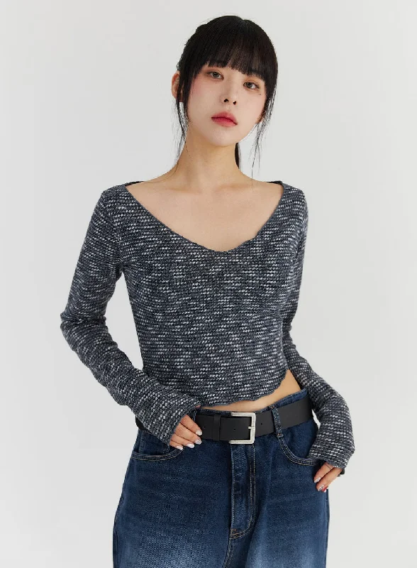 V-Neck Long Sleeve Crop Top CO304