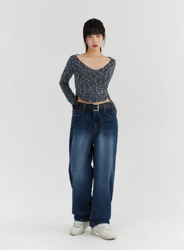 v-neck-long-sleeve-crop-top-co304